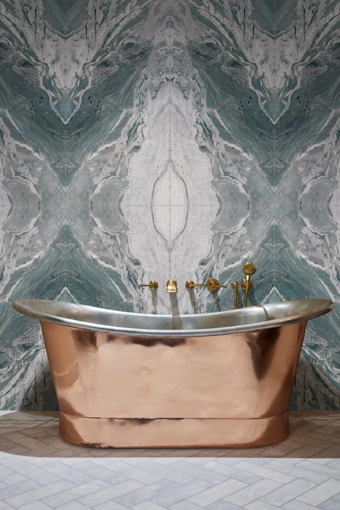 Magnifique Ocean Bookmatch